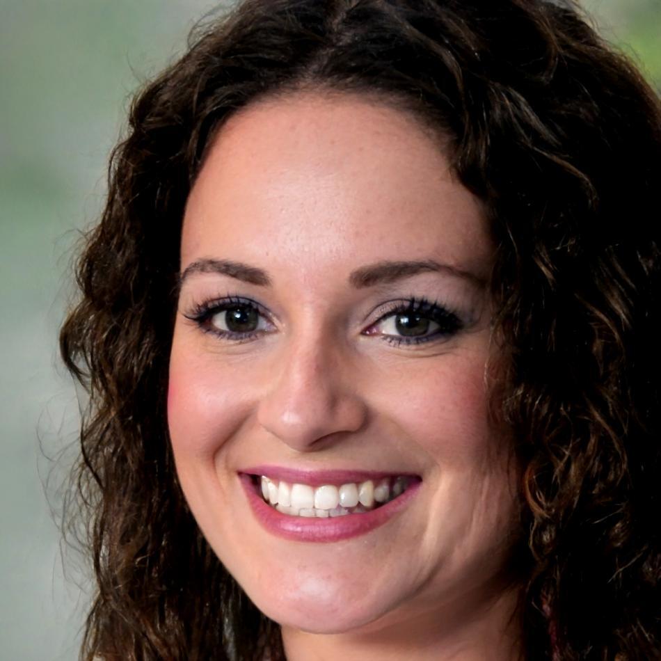 Portrait de Sophie Martin, experte en analyse financière